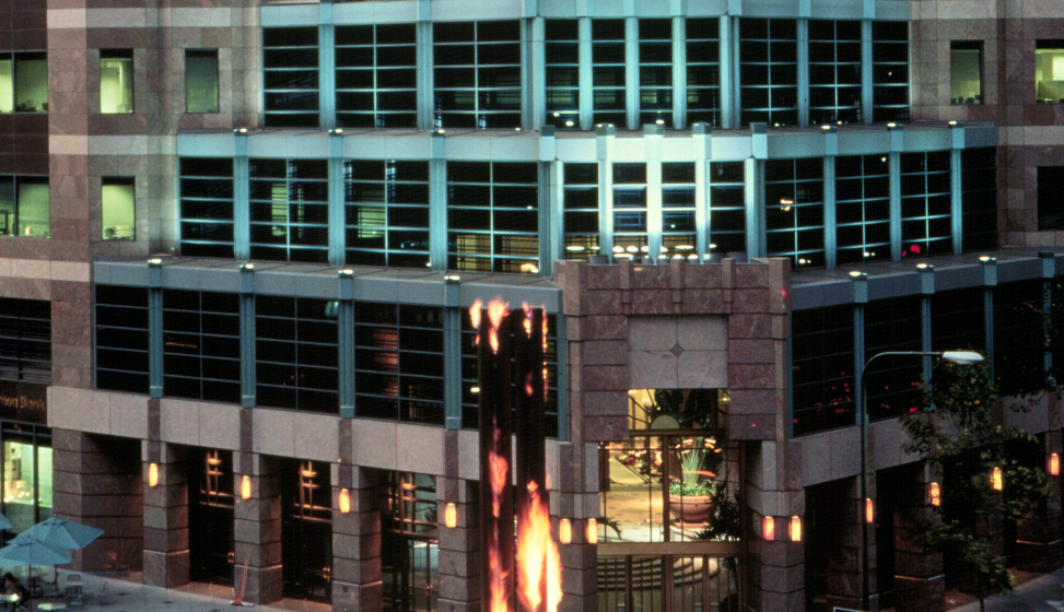 Fountain sculpture at 6th Street/Wilshire entrance